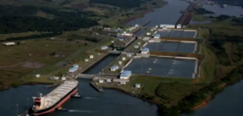 Panamakanal: LNG-Tanker zahlt 4 Millionen Dollar für Vorzugsdurchfahrt