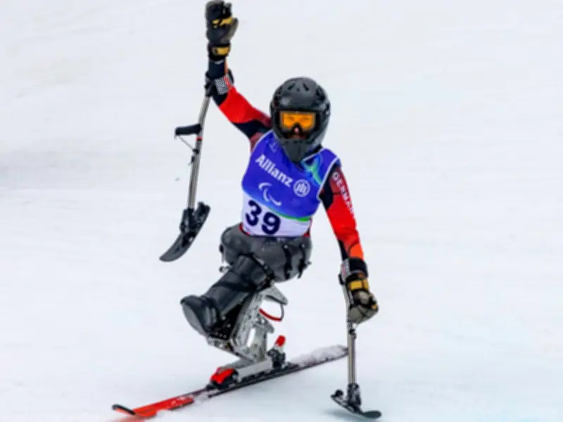 Paralympics-Star Anna-Lena Forster als Sportlerin des Monats März geehrt