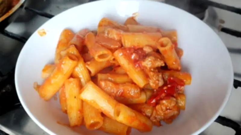 Pasta alla Zozzona: Roms schmutziges Geheimnis der Resteküche