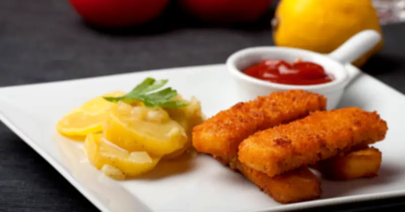 Perfekte Fischstäbchen: So gelingt die goldbraune Kruste in Pfanne, Ofen & Fritteuse