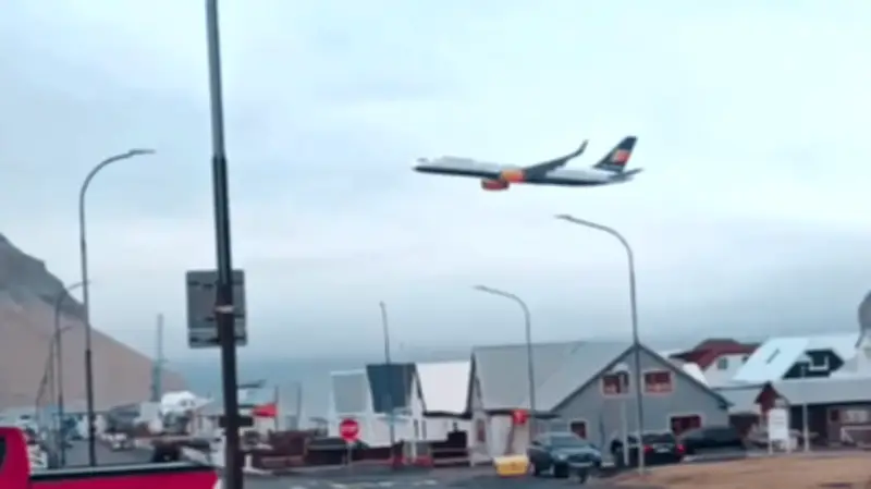 Pilot kurz vor Pension sorgt für Aufregung: Tiefflug über Heimatdorf löst Angst aus