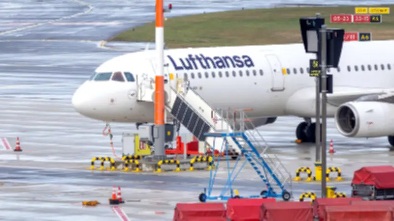 Pilotenstreik bei Lufthansa: Tausende Flüge fallen aus - das müssen Reisende jetzt wissen
