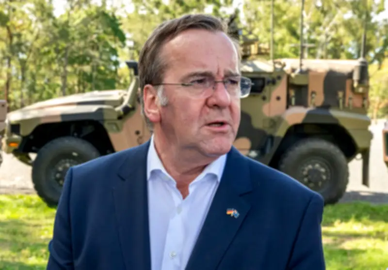 Pistorius kündigt Ausnahme von Meldepflicht für Auslandsreisen im Wehrdienstgesetz an