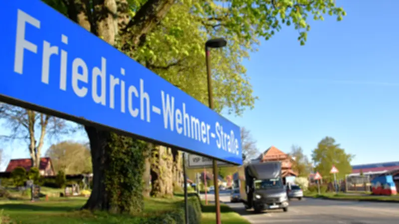 Plate vor monatelanger Großbaustelle: Straßen dicht, Bagger rollen