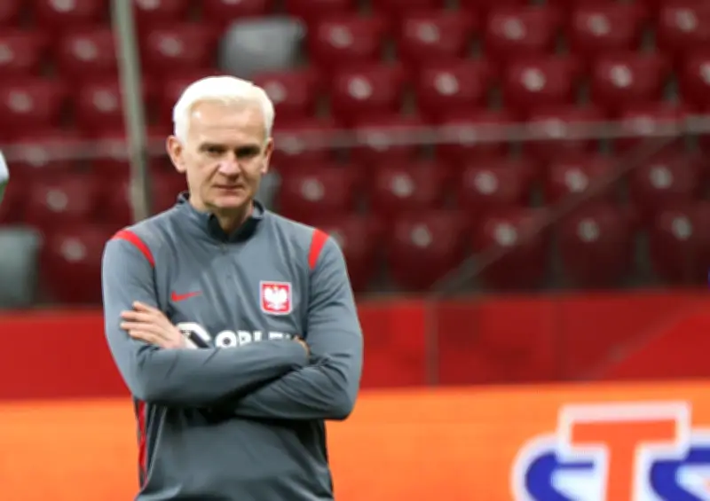 Polens Fußball trauert: Co-Trainer Jacek Magiera mit 49 Jahren verstorben