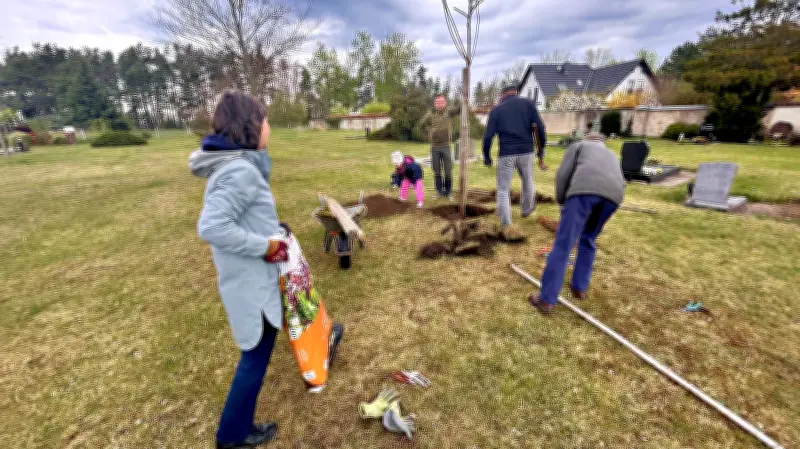 Poucher Pfarrerin gestaltet Friedhof neu: Mehr Grün und Erinnerung durch Gemeinschaftsaktion