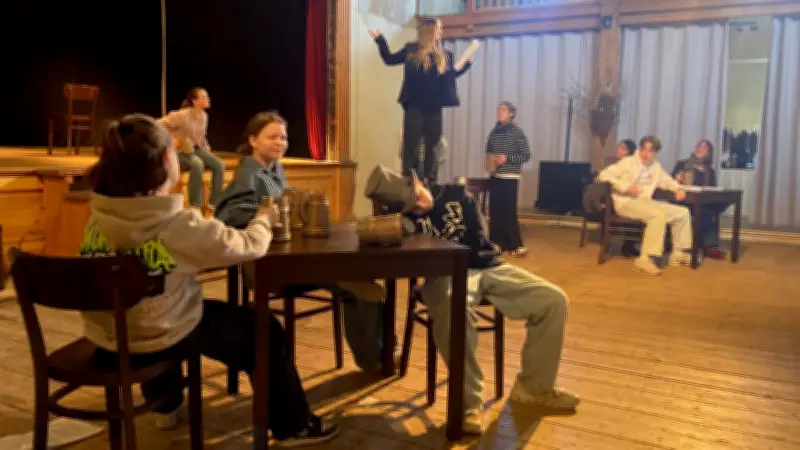 Premiere in Coswig: Oliver Twist Musical im Simonetti-Haus