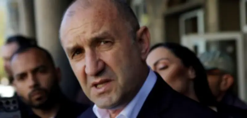 Prorussischer Ex-Präsident Radew gewinnt Parlamentswahl in Bulgarien deutlich