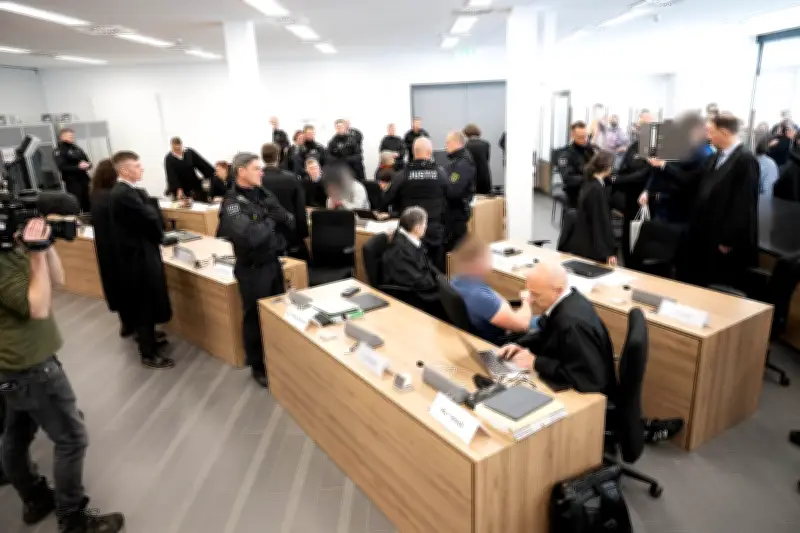 Prozess gegen Antifa-Ost: Kronzeuge schildert Angriffsdetails und paramilitärische Trainings