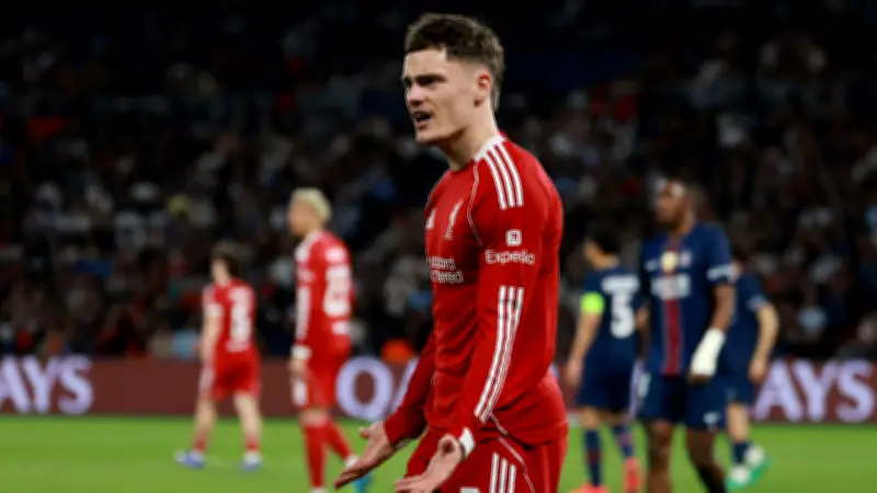 PSG dominiert Liverpool: Wirtz enttäuscht und Trainer Slot unter Druck