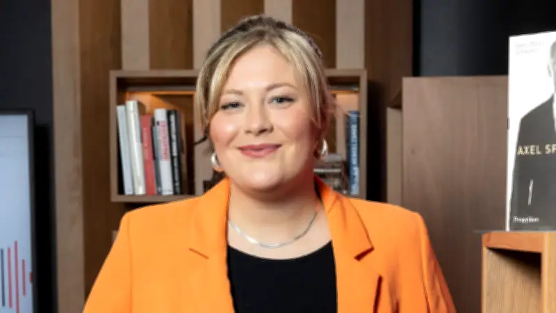 Psychologin erklärt: Wie frühkindliche Bindungen Ihr Dating-Leben beeinflussen