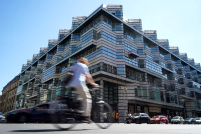 Quartier 206: Versteigerung der Berliner Einkaufspassage gescheitert