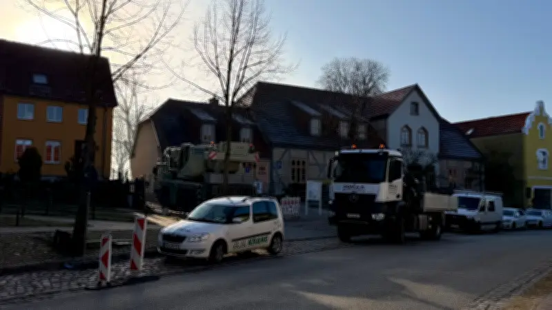 Röbeler Bürgergarten: Dachbau für Amphitheater liegt voll im Zeitplan