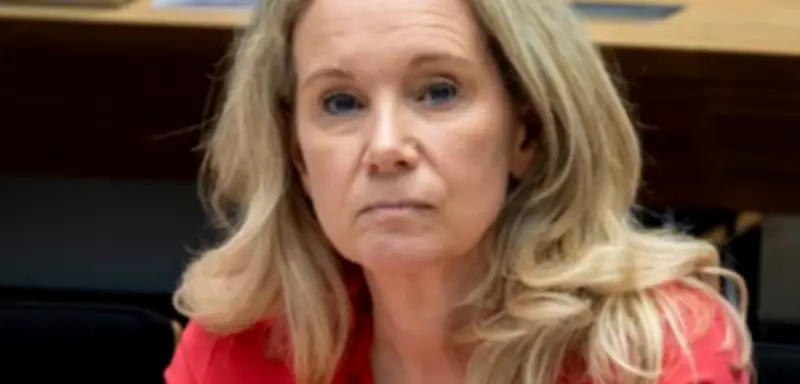 Rücktritt in Berlin: Kultursenatorin Wedl-Wilson wegen Förderaffäre