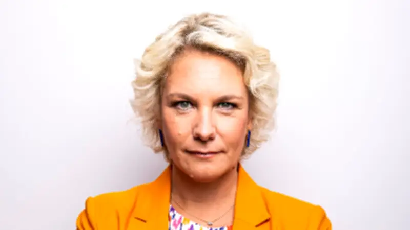 Rechtsexpertin warnt: Diese Arbeitsvertrag-Klauseln können teuer werden