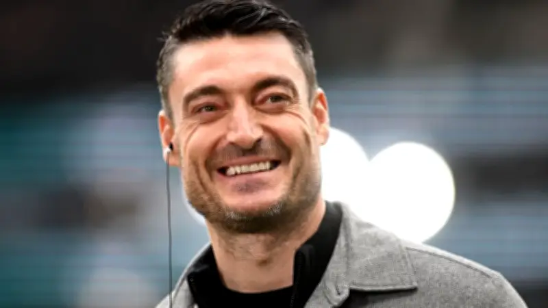 Riera lächelt Eintracht-Krise weg: Trainer sieht alles durch rosarote Brille