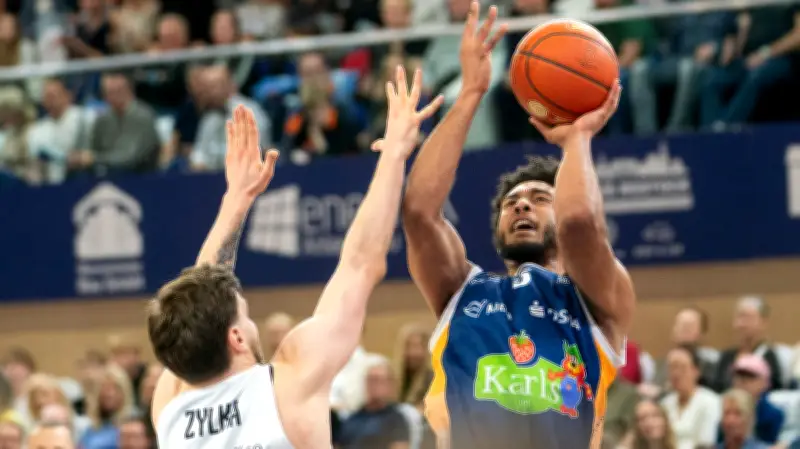 Rostock Seawolves feiern Jubiläumssieg und präsentieren Neuzugang Greene