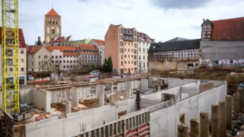 Rostocker Altstadtcarree: Sechs Jahre Baustelle - Fertigstellung weiter ungewiss