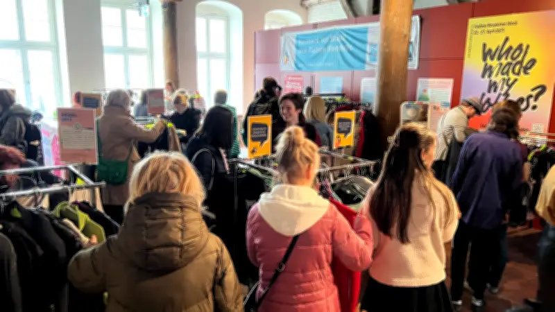 Rostocker Pop-up-Kleidertausch „Schätzchen“: 30.000 Teile wechseln jährlich die Besitzer