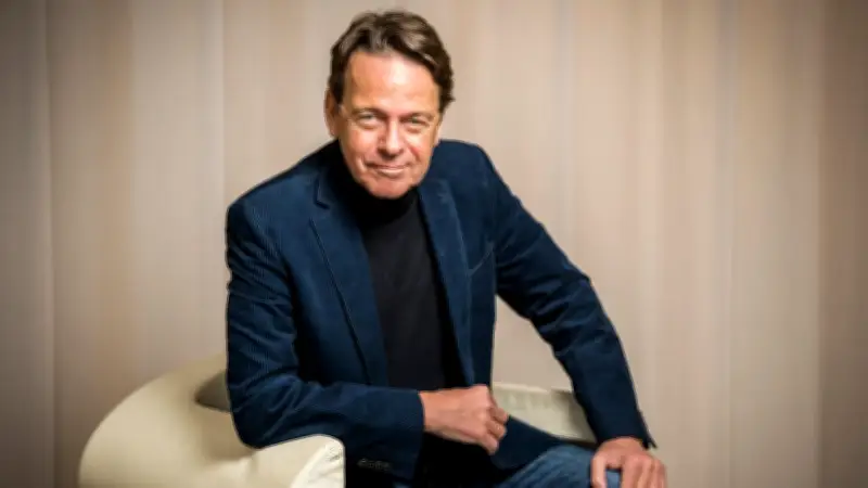 Rudi Cerne: Vom Eiskunstlauf-Olympioniken zum gefeierten „Aktenzeichen XY“-Moderator