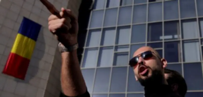 Rumänisches Gericht hebt alle Auflagen gegen Andrew Tate auf - Fokus auf britische Ermittlungen