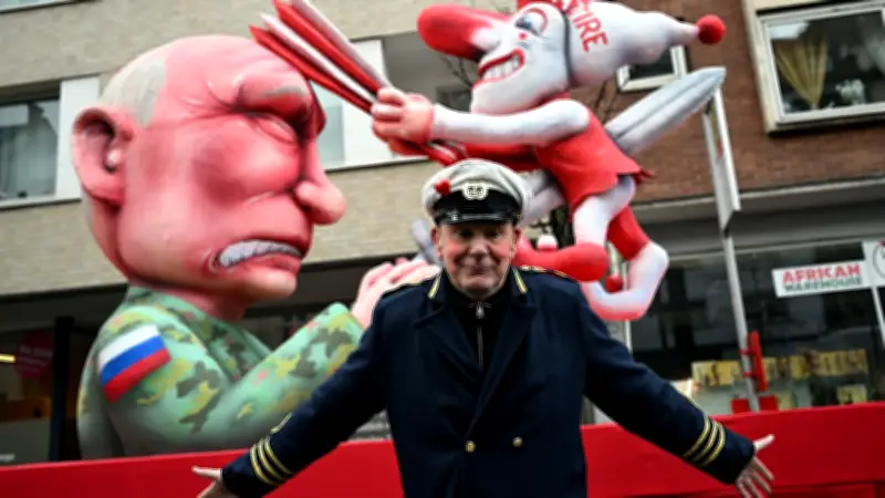 Russisches Gericht verurteilt deutschen Karnevalskünstler Jacques Tilly zu 8,5 Jahren Haft