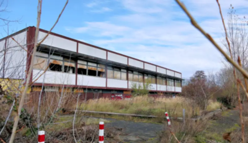 Saalekreis will alte Mensa in Merseburg kaufen - doch unerwartetes Hindernis taucht auf