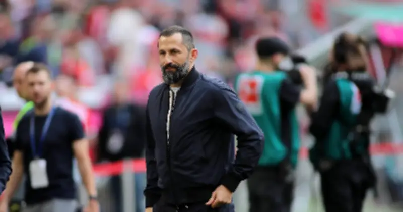 Salihamidzic genießt Dinner in Paris vor Bayern-Kracher