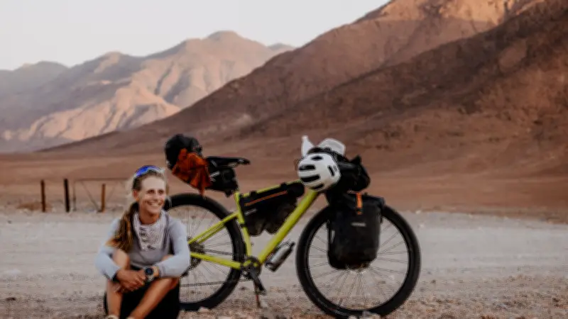 Same Sun: Filmpremiere in Schwerin zeigt 20.000 km Radabenteuer durch Afrika