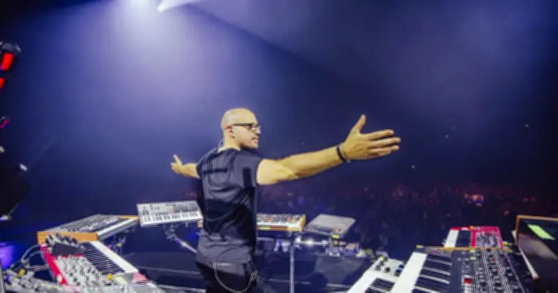 Schiller: „Ein Konzert ist keine Demo“ – Interview über Euphorie und Ukraine