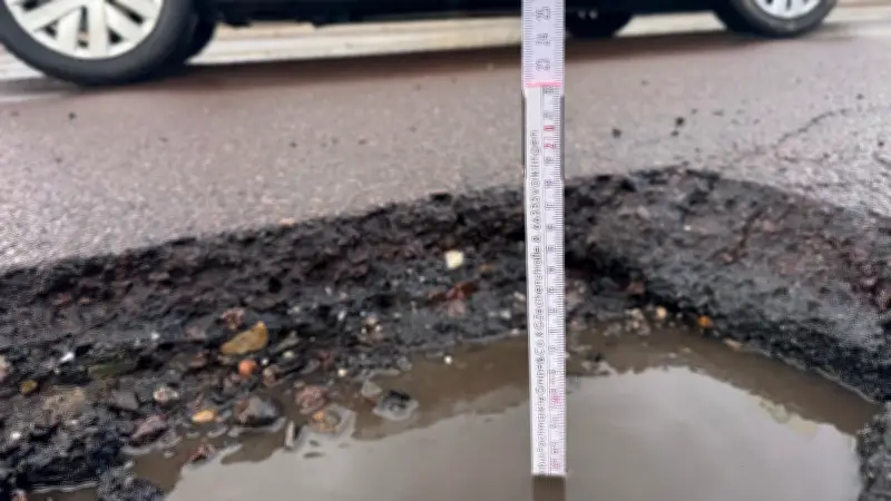 Schlagloch-Atlas Halle: Bürger melden gefährliche Straßenschäden nach hartem Winter
