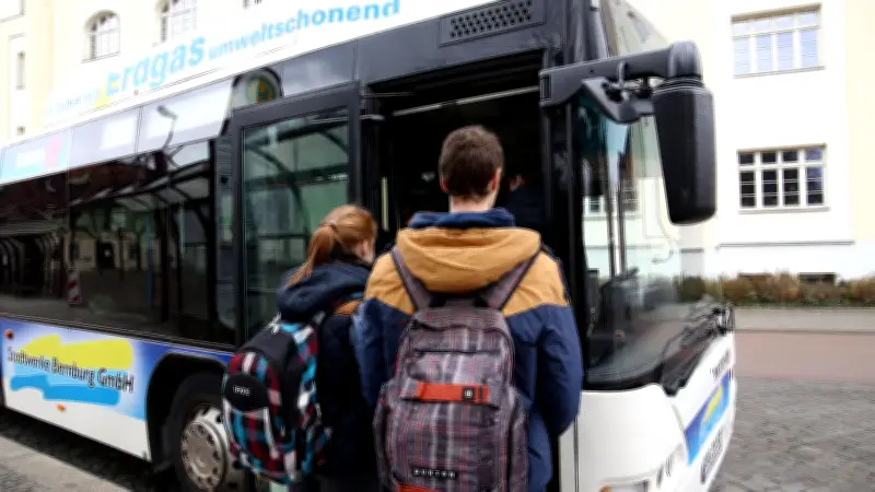 Schülerfahrausweis digital: Salzlandkreis als Vorreiter in Sachsen-Anhalt