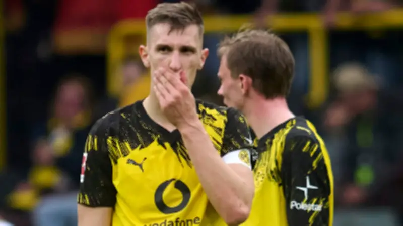 Schlotterbecks Vertragsverlängerung: Ein finanzielles Bekenntnis statt Treue zum BVB