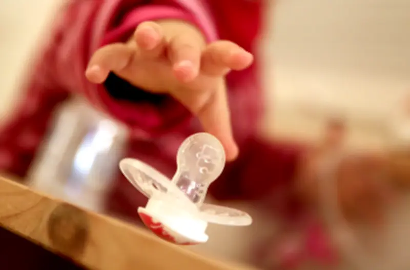 Schnuller-Test enthüllt Sicherheitsmängel: Zwei Produkte fallen durch