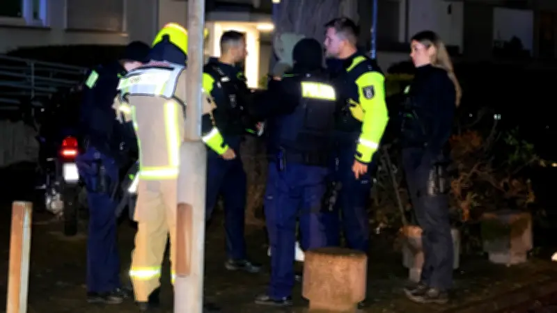 Schüsse in Berlin-Moabit: Zwei Männer nach Waffengefecht in Bar verletzt