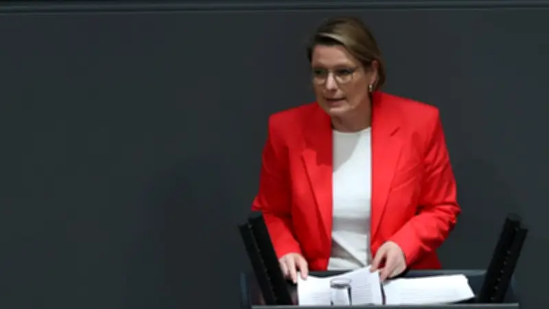 Schwarzfahren bald keine Straftat mehr? SPD-Ministerin Hubig will Entkriminalisierung