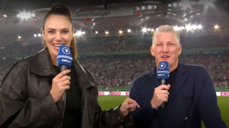 Schweinsteiger sorgt mit Spruch über Freiburg-Star für Lacher