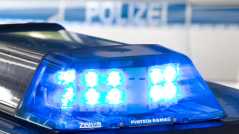 Schwerer Unfall auf A9 bei Naumburg: Betrunkener Skoda-Fahrer ohne Führerschein verursacht Kollision