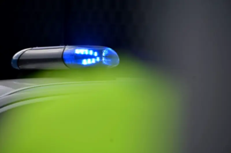 Schwerer Unfall in Halle: Frau von Transporter überrollt - Ermittlungen laufen