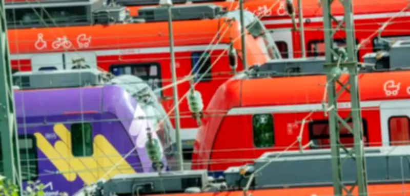 Schwerer Unfall in München-Pasing: 18-Jähriger nach Tritt gegen S-Bahn mitgeschleift