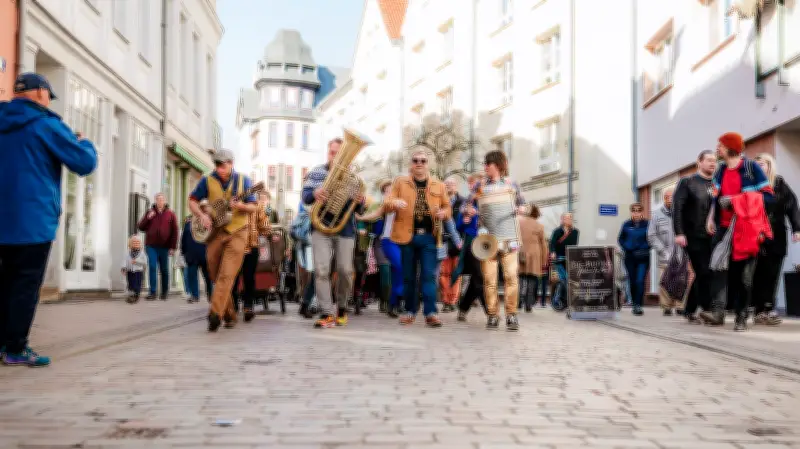 Schwerin: Swing, Festival gegen Krebs und mehr am letzten Aprilwochenende