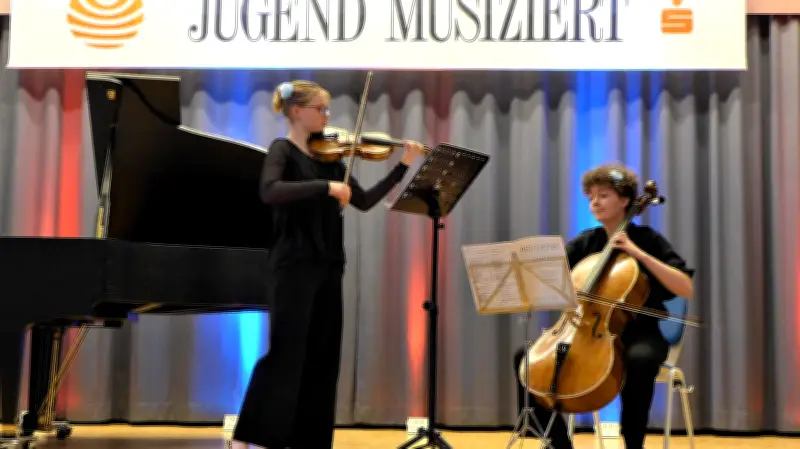 Schweriner Konservatorium erhöht Gebühren: Familien entlastet, Erwachsene zahlen mehr