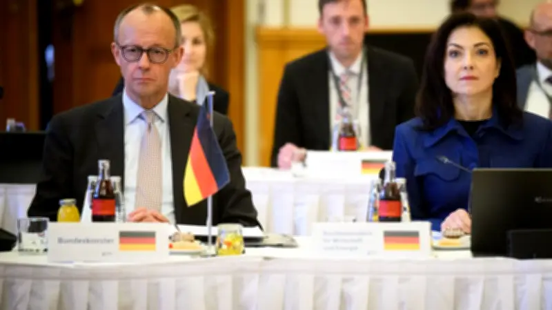 Söder-Vertrauter zerlegt Merz-Regierung: Spritpreis-Krisenmanagement in der Kritik