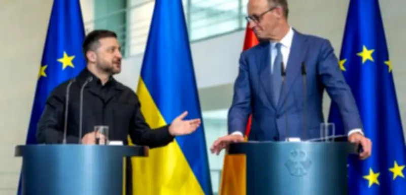Selenskyj in Berlin: EU-Millionen für Ukraine nach Orbán-Abwahl im Fokus