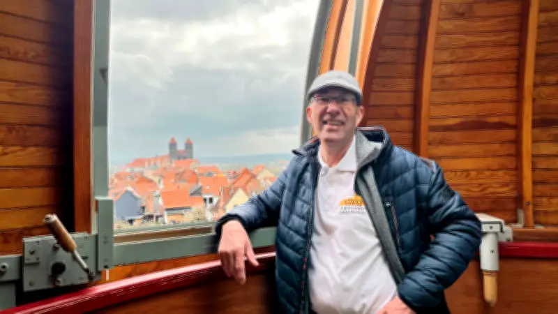 Sonderführung in Quedlinburg: Gästeführer Uwe Mintzlaff erklärt Zünfte und Handwerk im Harz