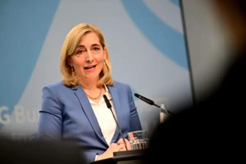 Sparpaket gegen höhere Krankenkassenbeiträge: Was auf Versicherte zukommt