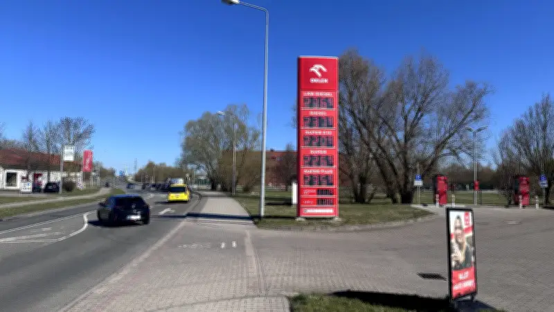 Spritpreis-Kontrolle in Rostock: Neue Regeln, aber Preisschraube dreht sich weiter