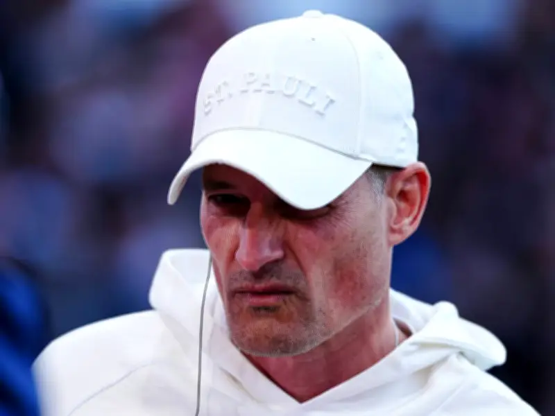 St. Pauli feiert Bosnien-Held Vasilj: Blessin setzt auf WM-Schwung im Abstiegskampf