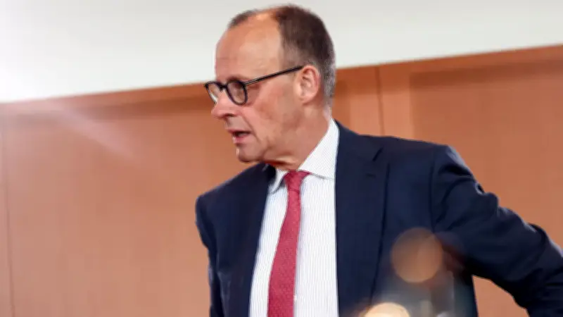 Stimmung im Kanzleramt von Merz kippt: Insider berichten über Krise