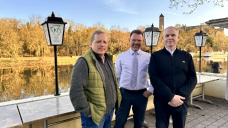 Straßenbahn auf der Saale: Drei Unternehmer aus Halle mit visionärer Idee